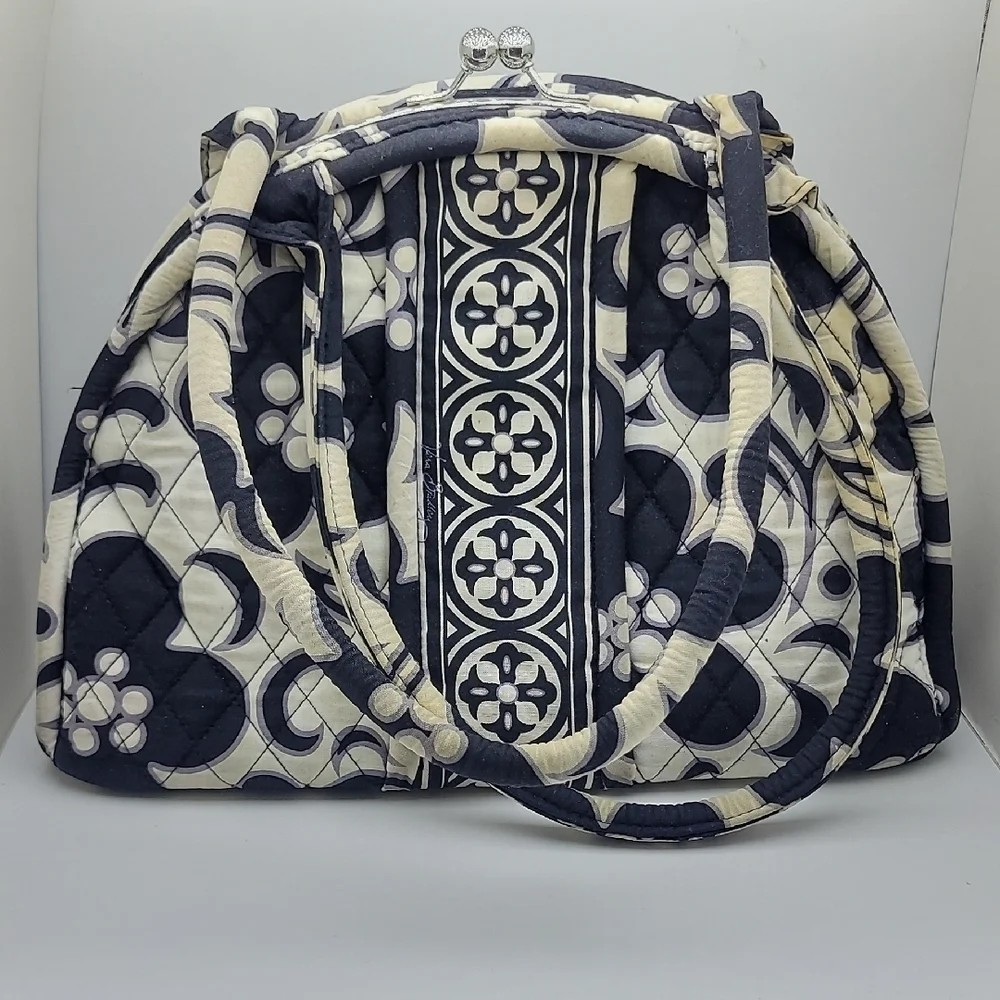 Vera Bradley | Bags | Vera Bradley Black And Cream Floral  display picture 2
